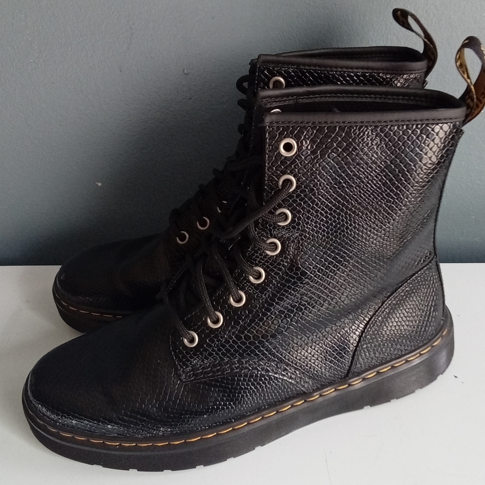 Dr Martens Black Embossed Snakeskin Leather Combat Boots Women Size 8